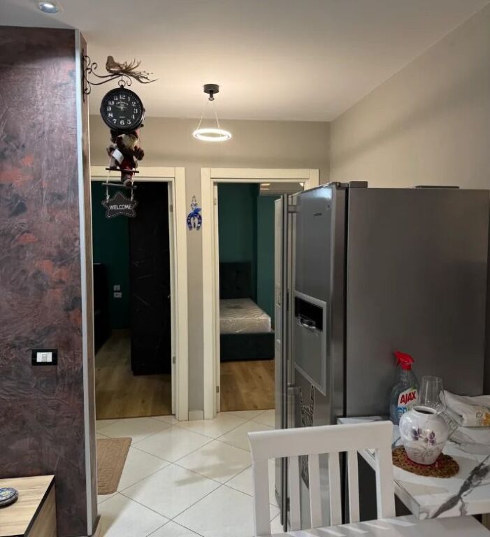Qera | Apartament 3 + 1 | Liqeni i Thatë | 550 €/muaj