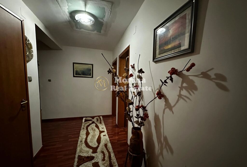Qera | Apartament 2 + 1 | Rruga Fortuzi | 700 €/muaj
