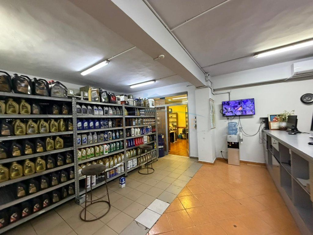 Rent, Business Unit, Dritan Hoxha Street, Tirana.