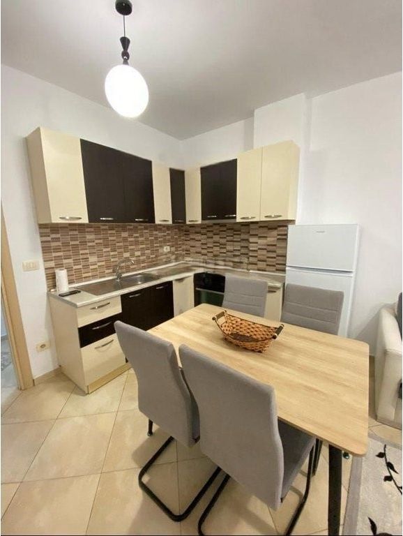 2+1 Apartment for Rent near Hotel Marinaj, Unaza e Re!