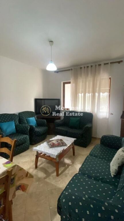 Rent | Apartment 1 + 1 | 5 May Street | 400 €/month
