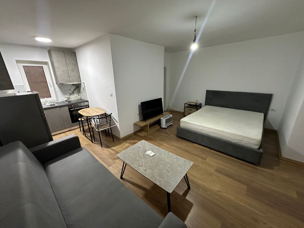 Furnished studio apartment for rent in Brryl near Iranian