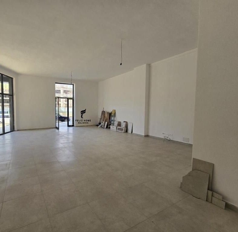 ZYRE ME QERA 84 M2 BULEVARDI I RI 90.000 LEKE FH-66312