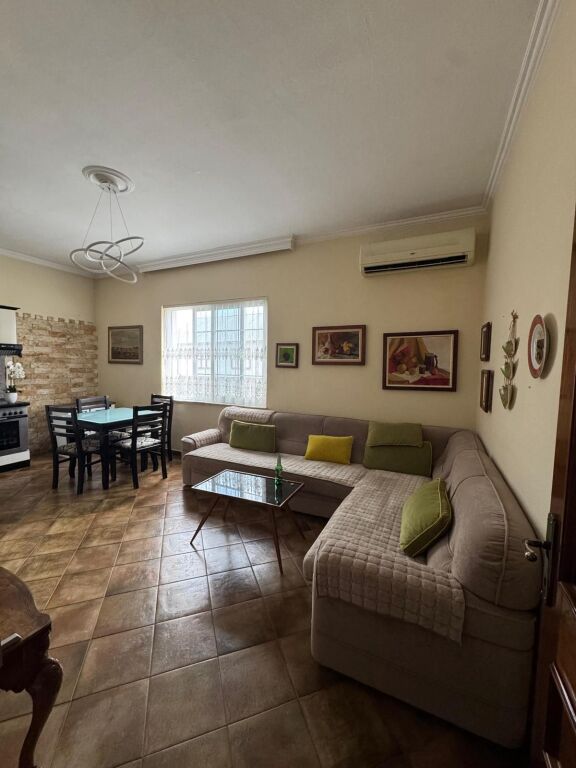 Single room for rent for girls near the FACULTY OF MEDICINE AND NURSING