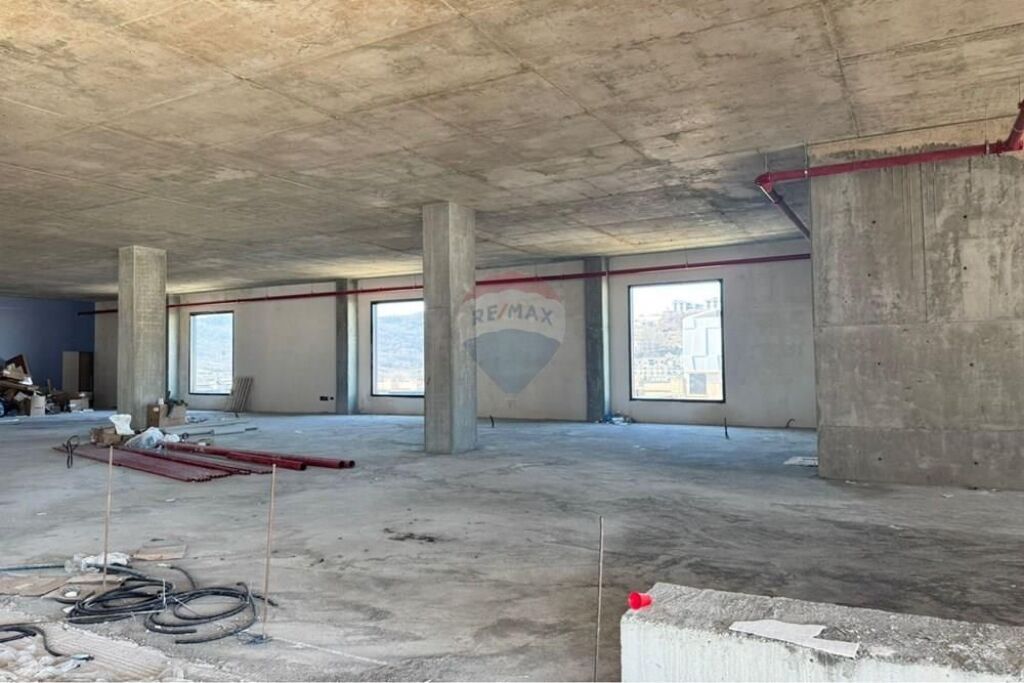 !!!Shop - For Rent - TEG, Tirana!!!