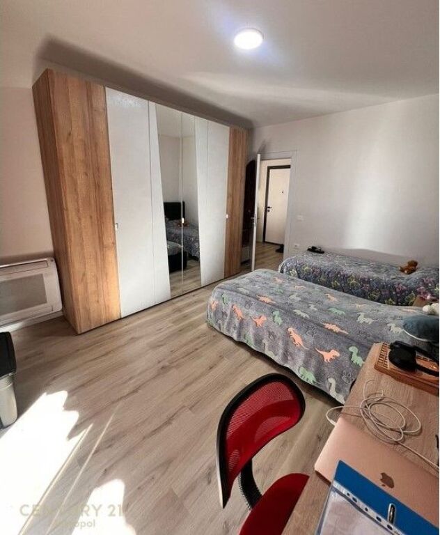 Apartament 2+1+Post Parkimi ne Astir per Shitje