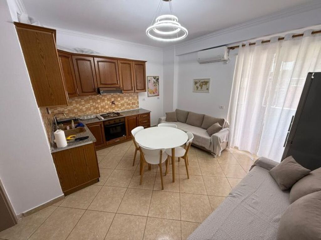 🏠JEPET ME QIRA | Apartament 1+1 – Ngjitur me kompleksin Delijorgji