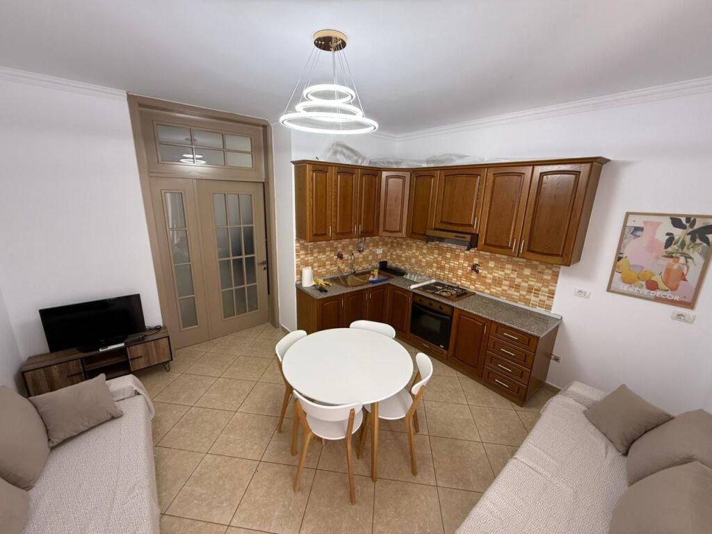 APARTAMENT 1+1 ME QIRA - KOMPLEKSI DELIJORGJI