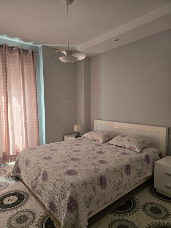 Apartament 2+1 me Qira – Zona "21 Dhjetori"
