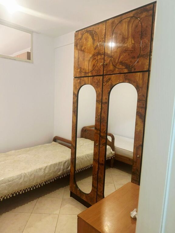 2+1 in Affitto a Astir