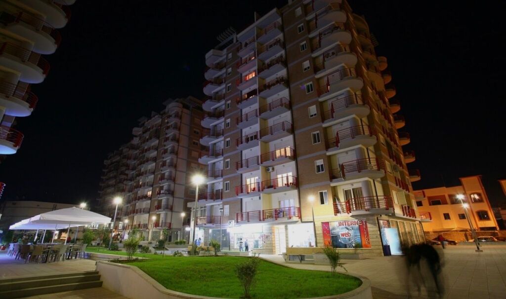 Shitet super apartament 3+1 në Don Bosko!