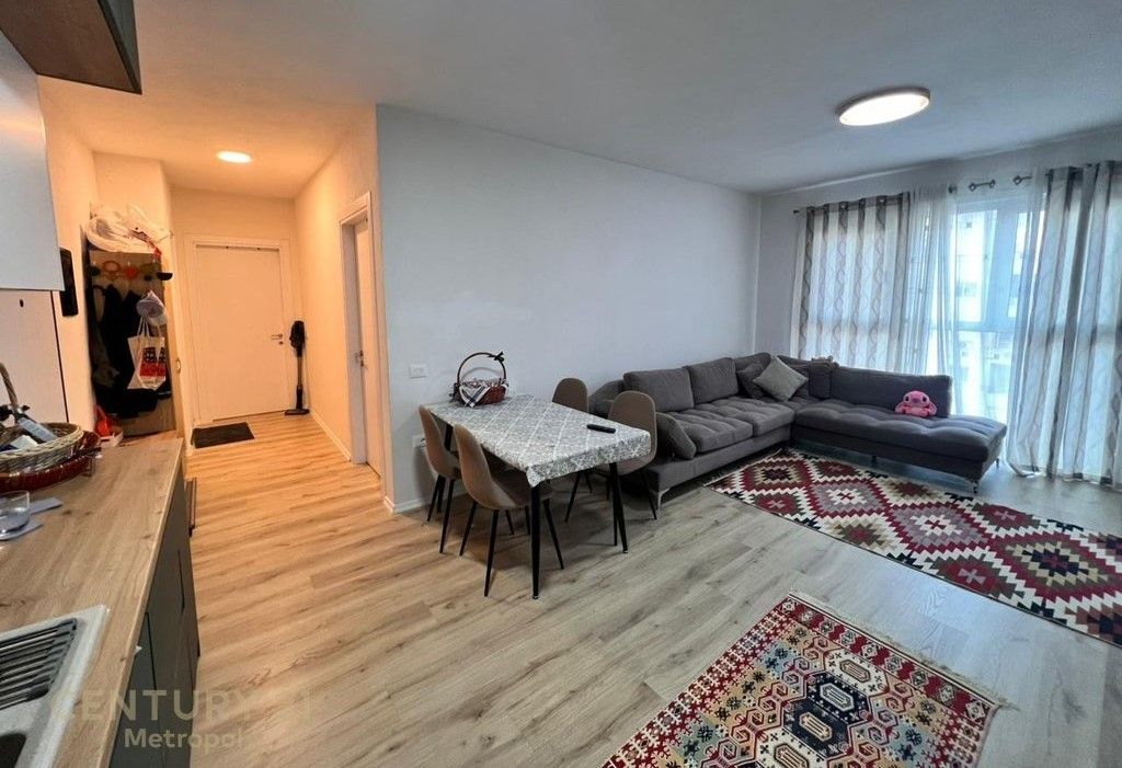 Apartament 2+1+Post Parkimi ne Astir per Shitje