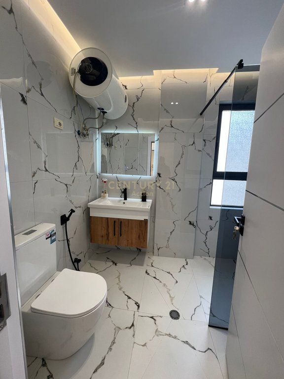 Apartament 2+1 per shitje te Rruga e Kavajes