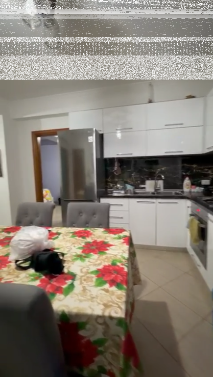 Appartamento 3+1, Astir!