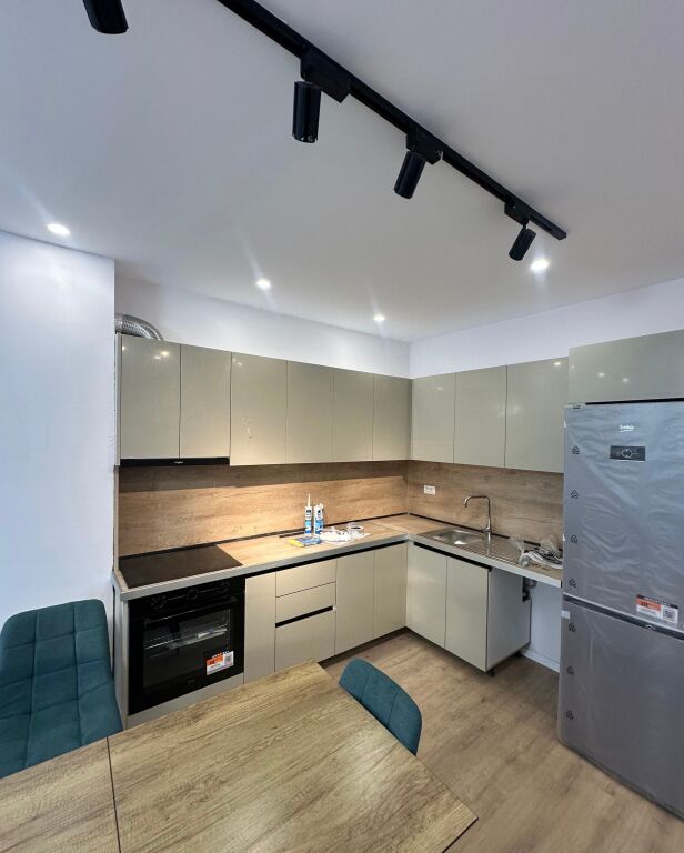 Appartamento 2+1 in affitto a Univers City