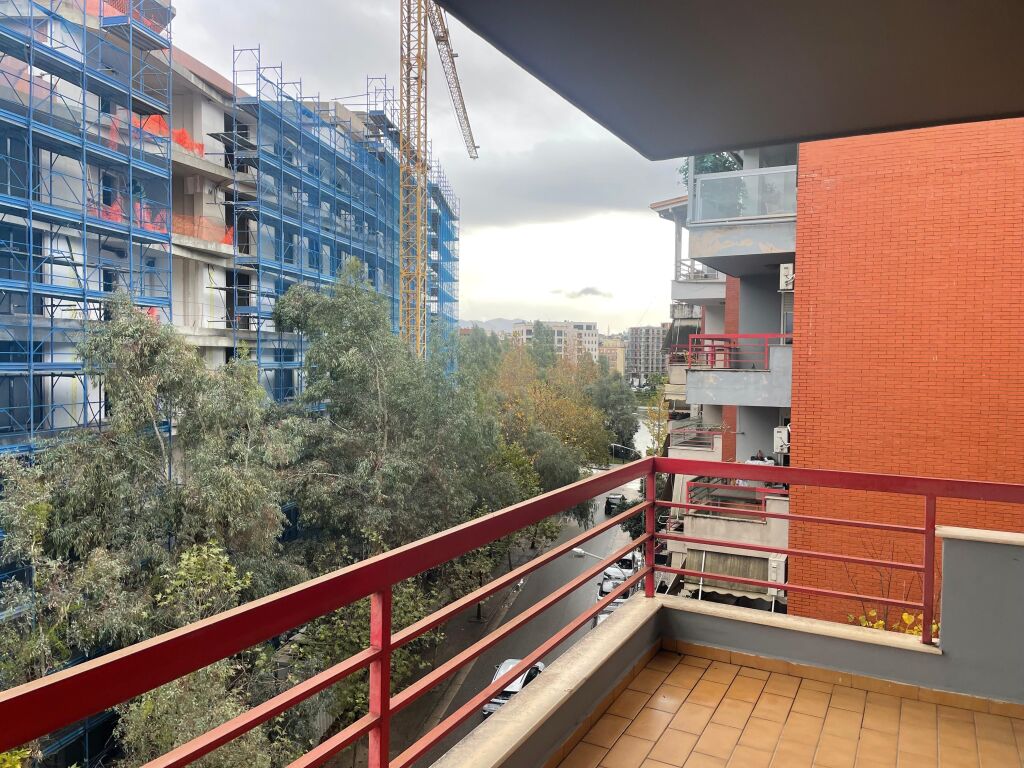 Jepet me qira apartament 2+1+ post parkimi, Liqeni i Thate