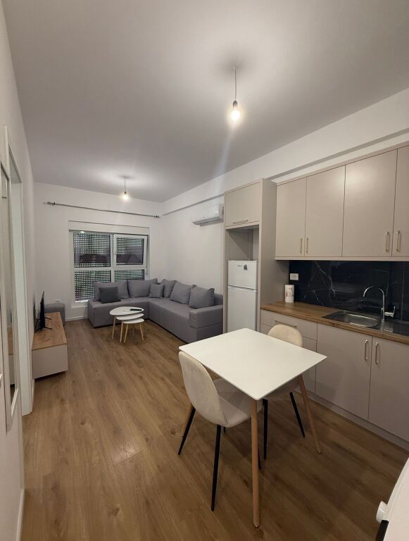 Jepet me qera apartament 📍 Residenca Kadiu, Rruga Ali Demi