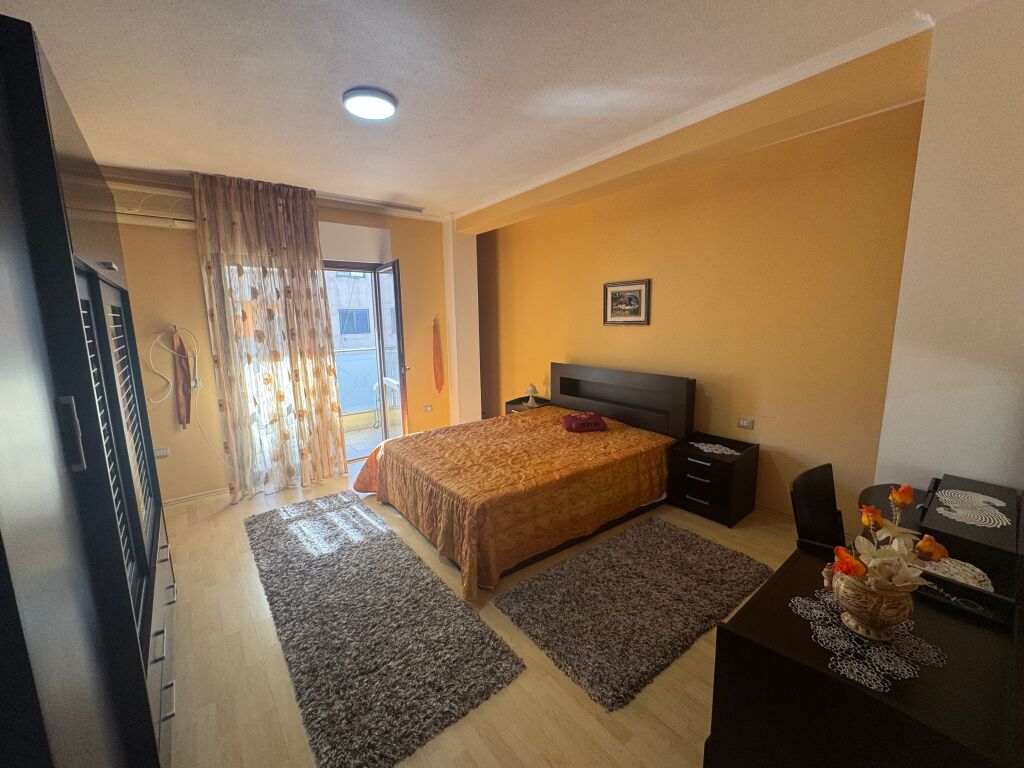 Apartament 2+1 me qira mes Komunes