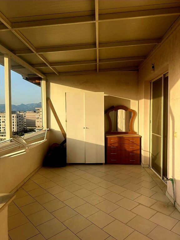 2+1 in Affitto a Astir