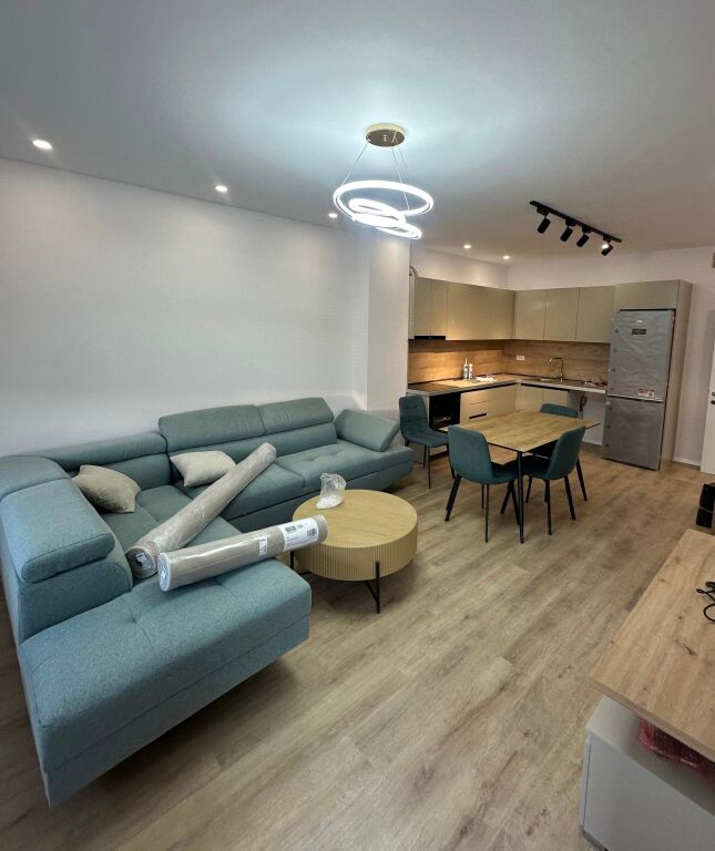 Appartamento 2+1 in affitto a Univers City