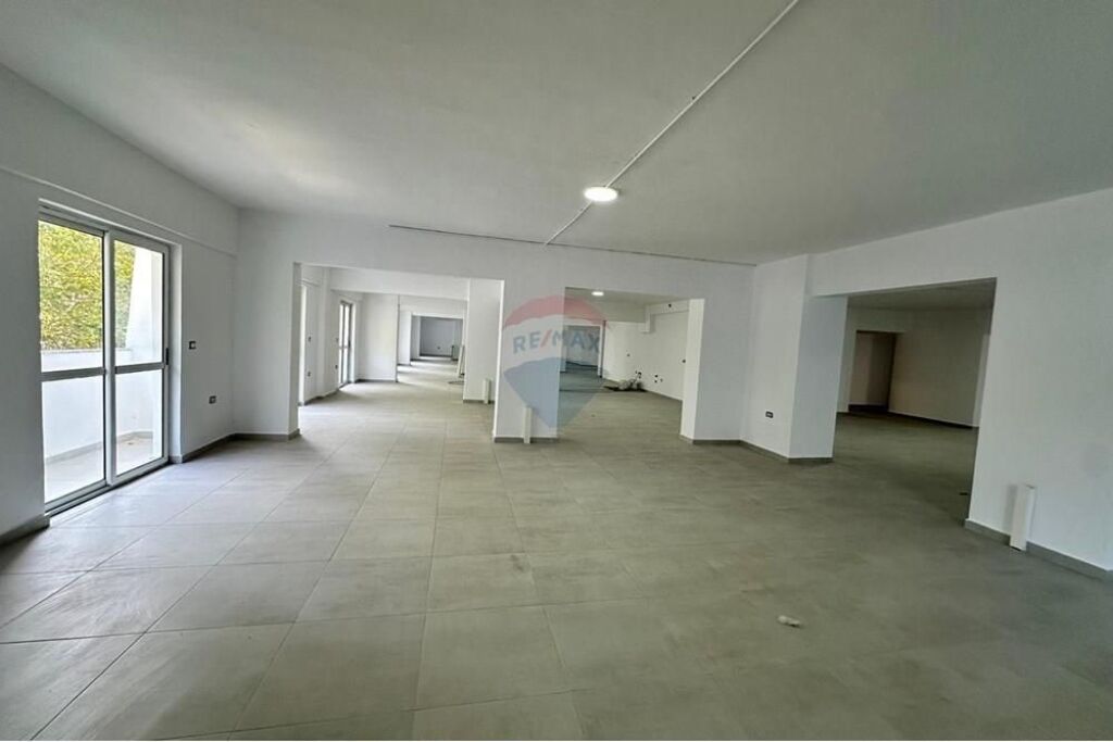 Office - For Rent - Dritan Hoxha Street, Tirana