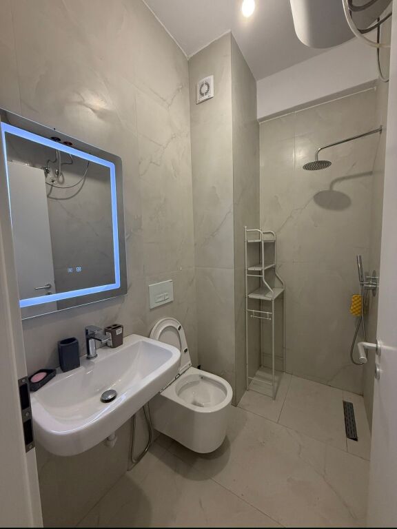 Jepet me qera apartament 📍 Residenca Kadiu, Rruga Ali Demi