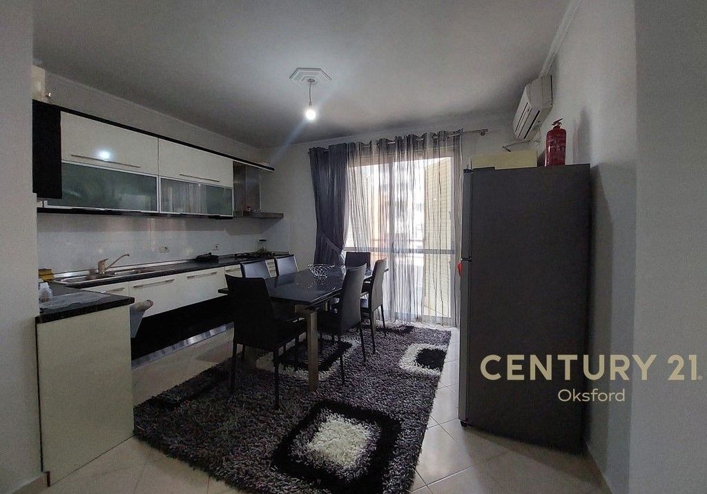 Astir Vendesi Appartamento 2+1 + Garage Chiuso per 2 Auto