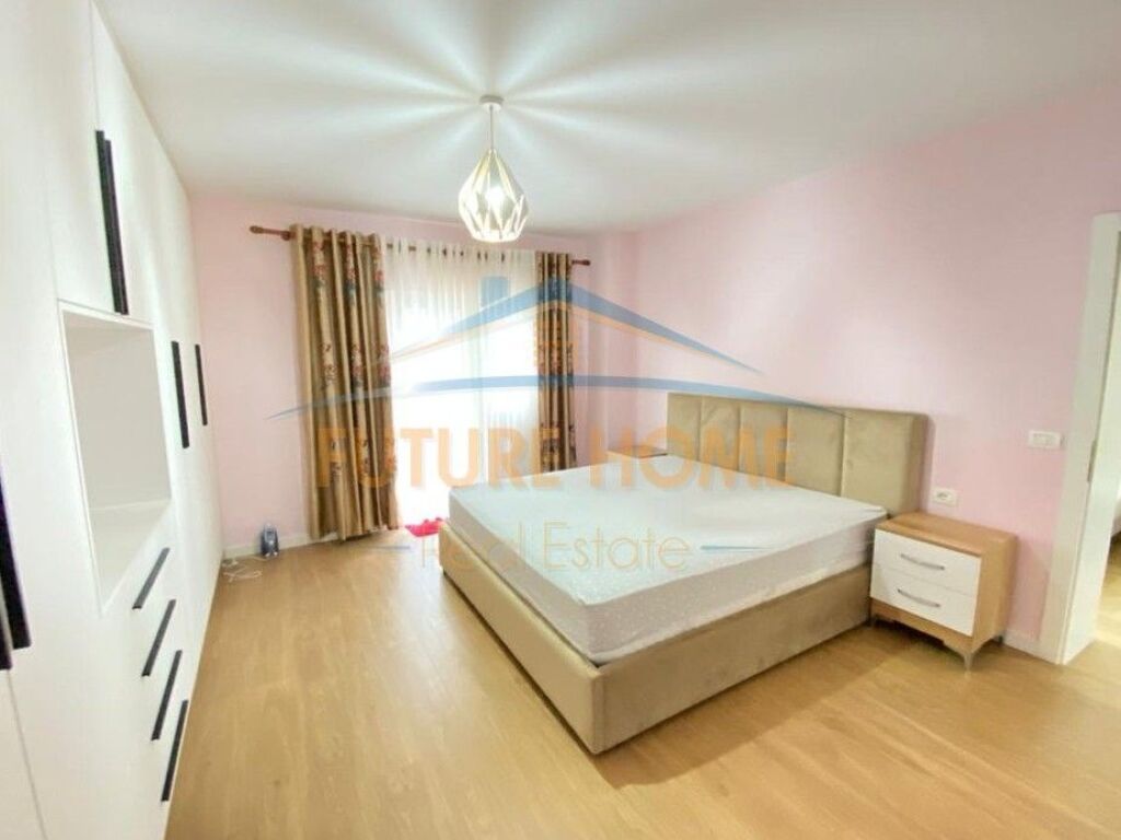 Affitto, Appartamento 1+1, Comune di Parigi, Tirana