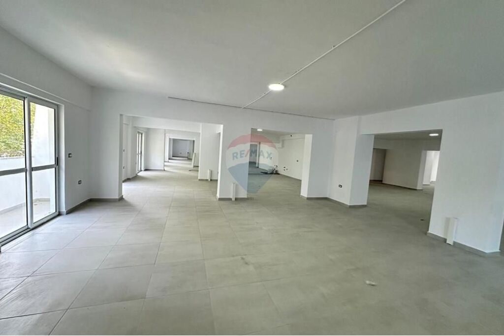 Office - For Rent - Dritan Hoxha Street, Tirana