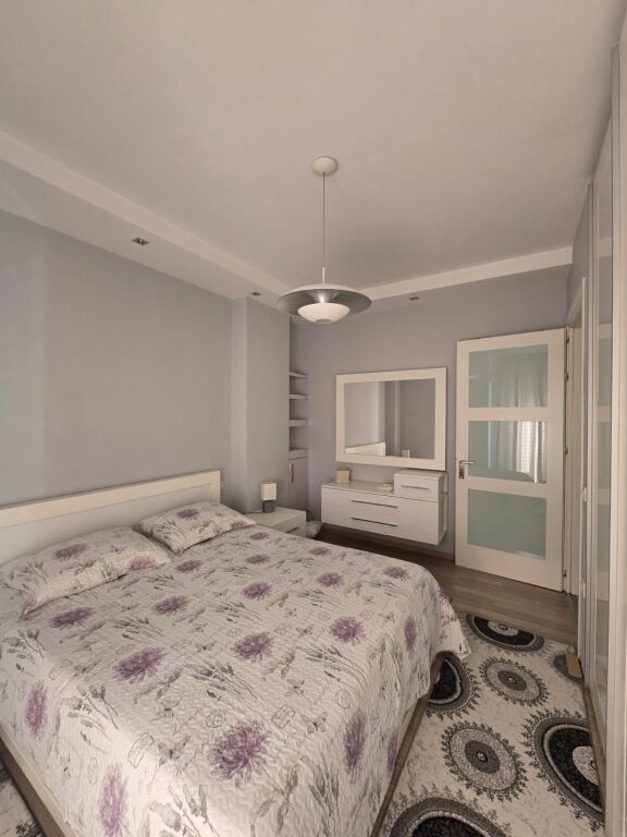 Apartament 2+1 me Qira – Zona "21 Dhjetori"