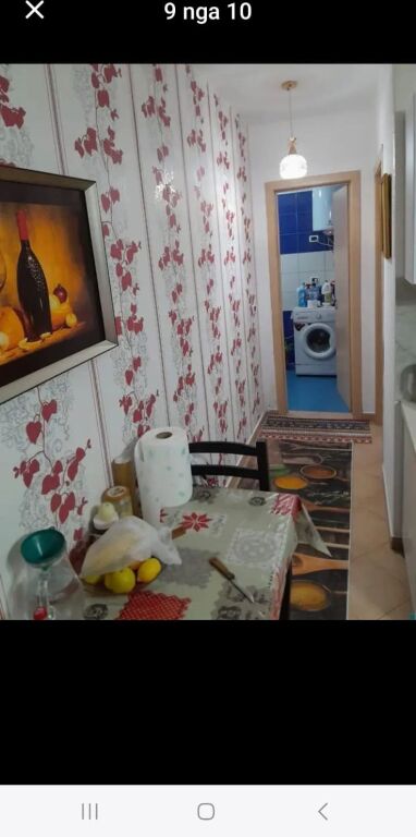 Apartament 1+1, Astir!