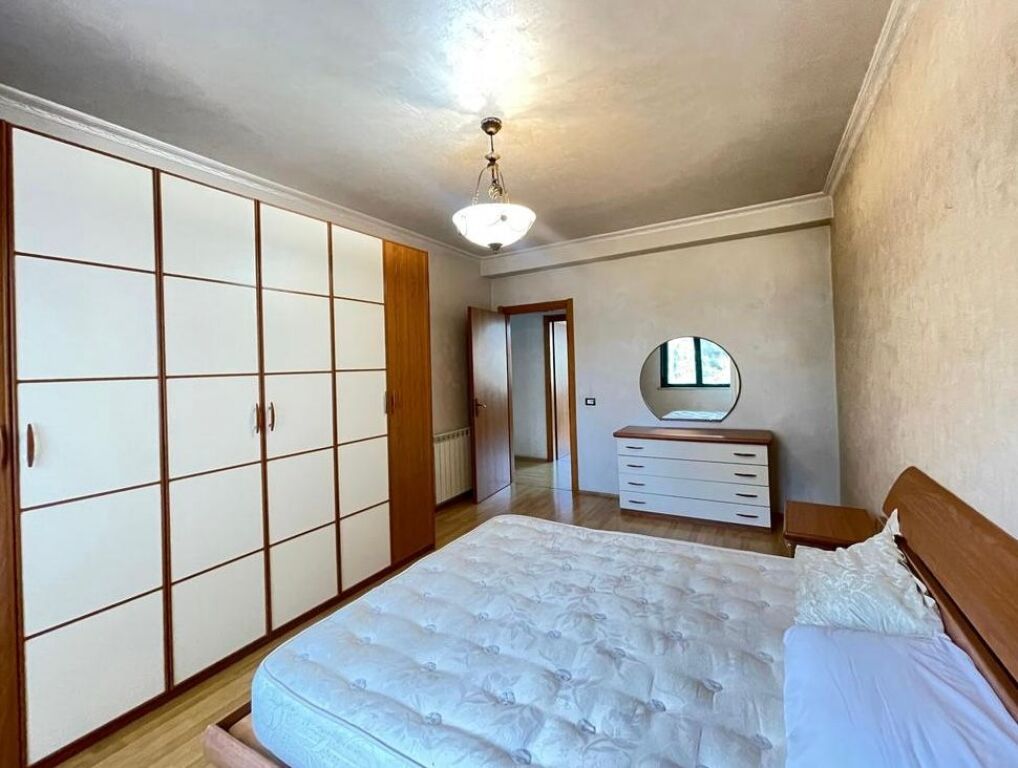 APARTAMENT 3+1+2 PER QIRA TEK ZOGU I ZI! 1,200 € /Muaj