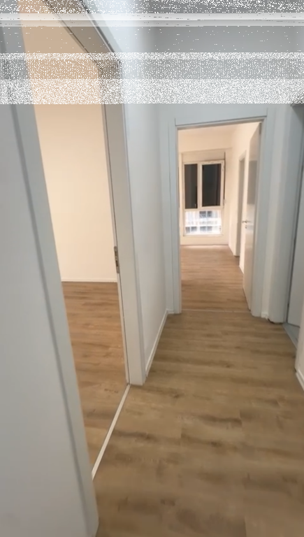 Apartament 3+1, Fusha Aviacionit!