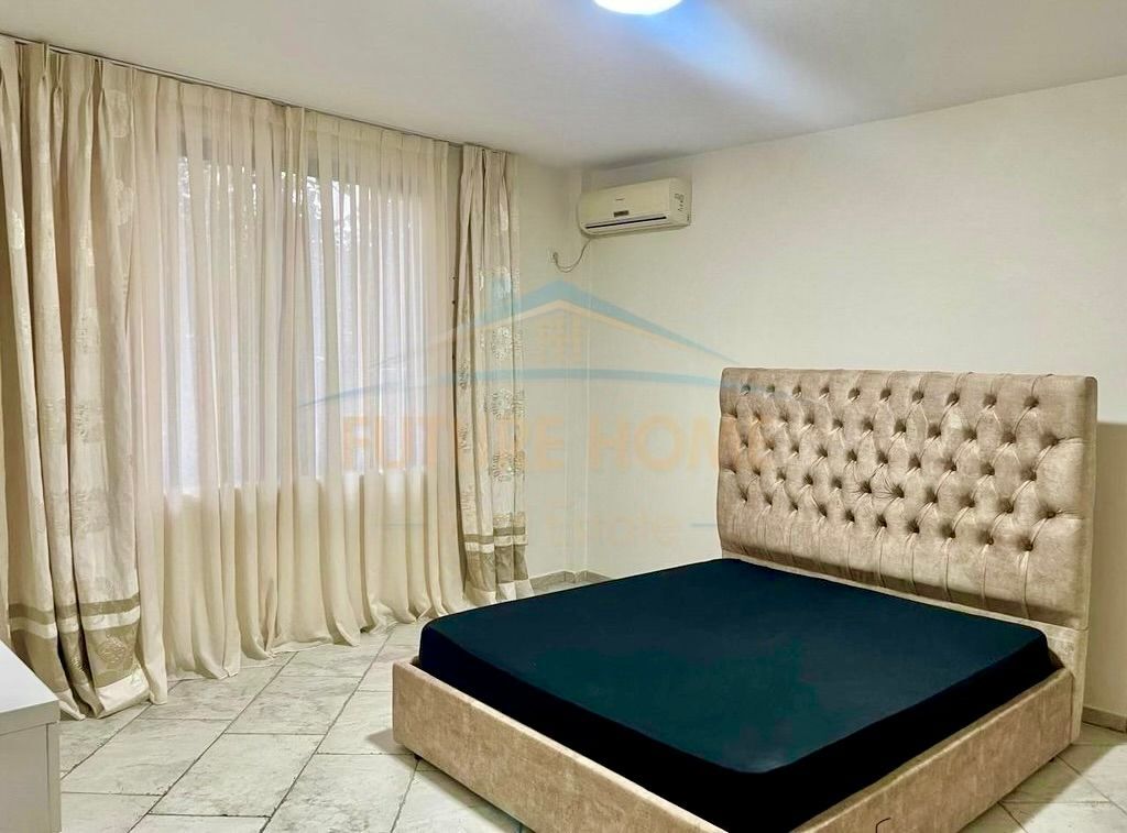 🏠 Spazio e Privacy alla "Scuola Rossa" – 2+1 in Affitto! 2 posti auto🚗