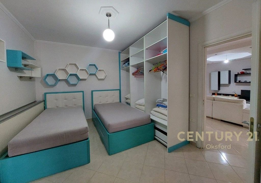 Astir Vendesi Appartamento 2+1 + Garage Chiuso per 2 Auto