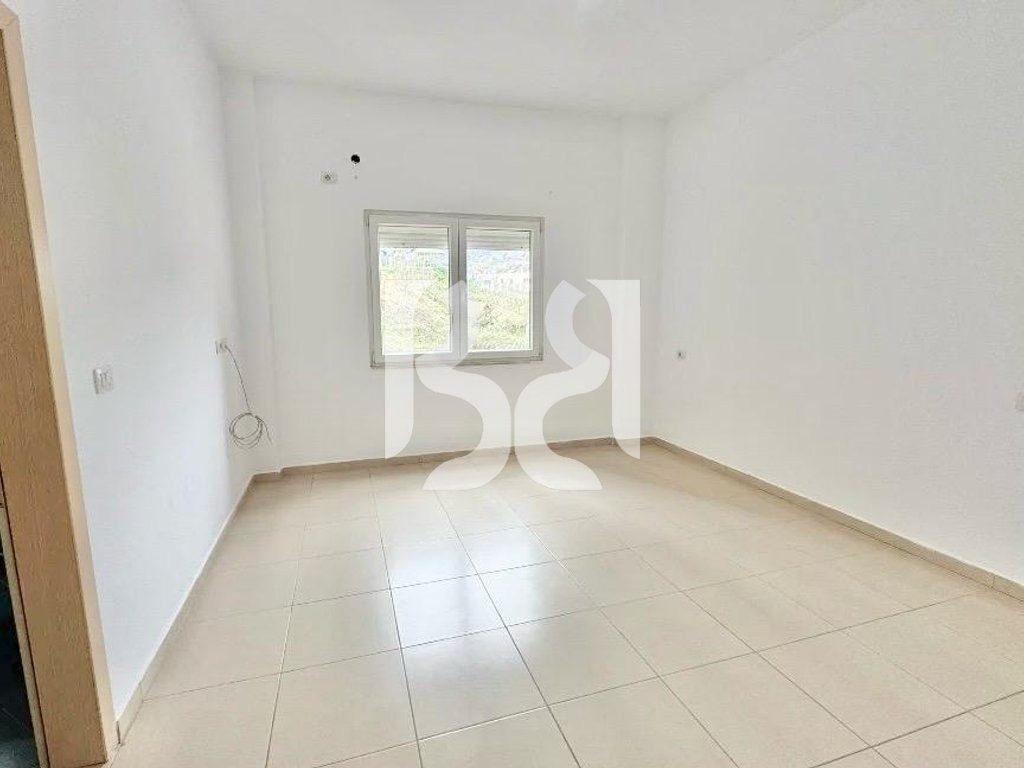 Jepet me qira 2+1+1 BOSH LIQENI PRANE RADISONIT 450€