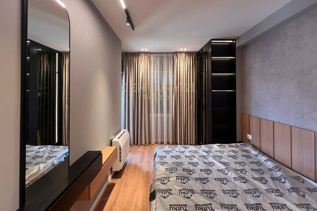 APARTAMENT PER SHITJE 1+1 PRANE PALLATIT ME SHIGJETA