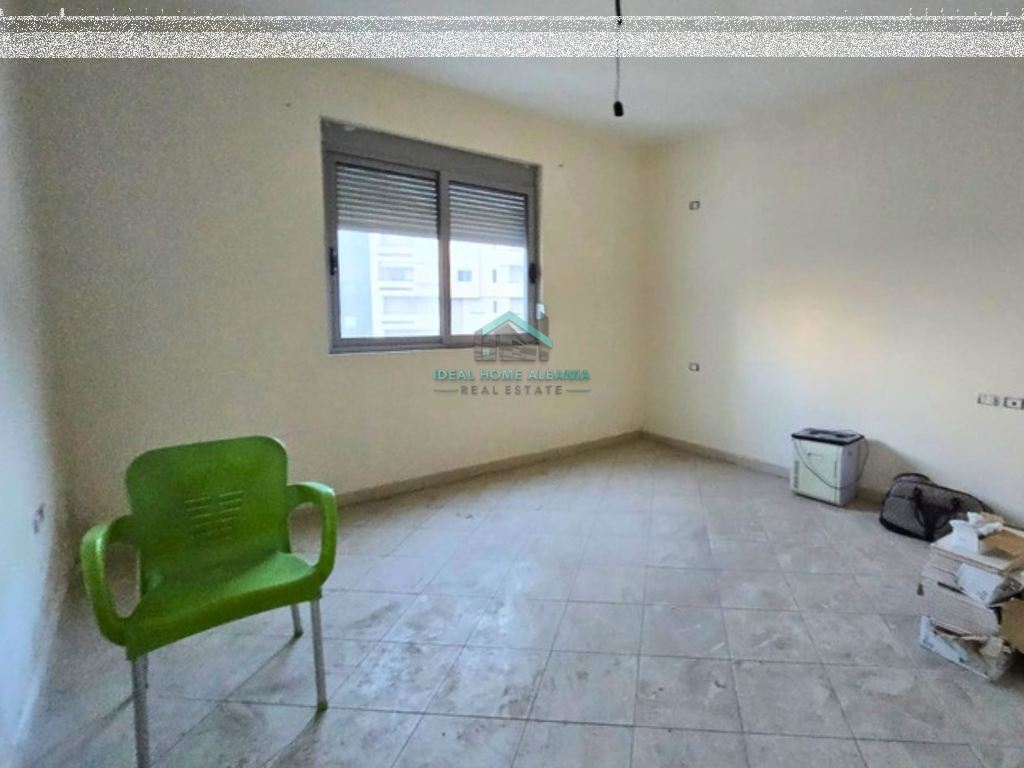 Apartament 1+1 për Shitje – Pranë Zonës së Ambulancës, Vlore.