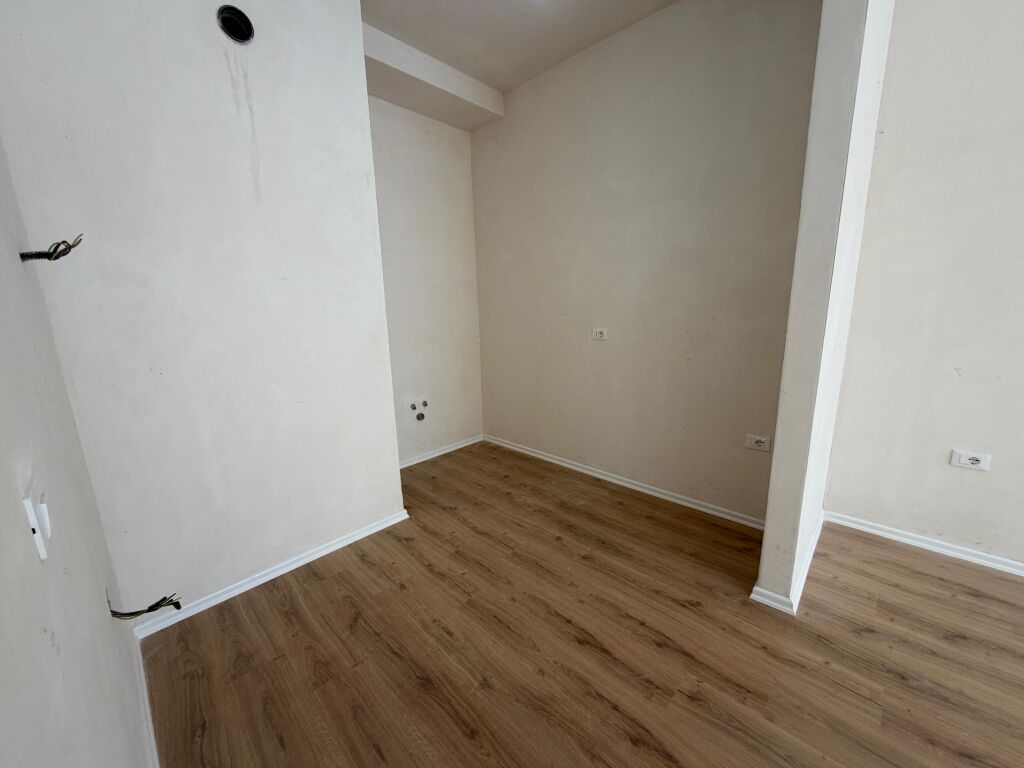 📣 SHITET Apartament 3+1+2 📍 Komuna e Parisit ✨  