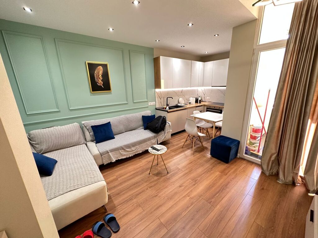 ✨ Super apartment 1+1 for rent📍 Address: Mine Peza Street💶 Price: 58,000 lek (non-negotiable)