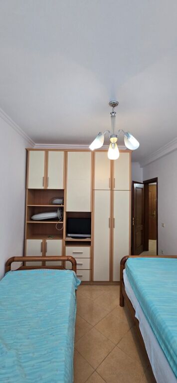 Apartament 2+1 me qira + Post Parkimi tek Kodra e Diellit!