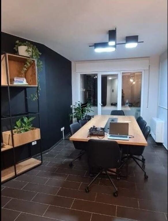 OFFICE FOR RENT 95 M2 KOSOVAREVE STREET 850 EURO FH-66410
