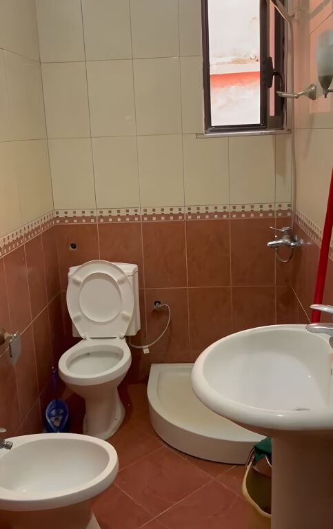 Selitë e vogël (vicino al mercato alimentare) - Appartamento 2+1 in affitto !