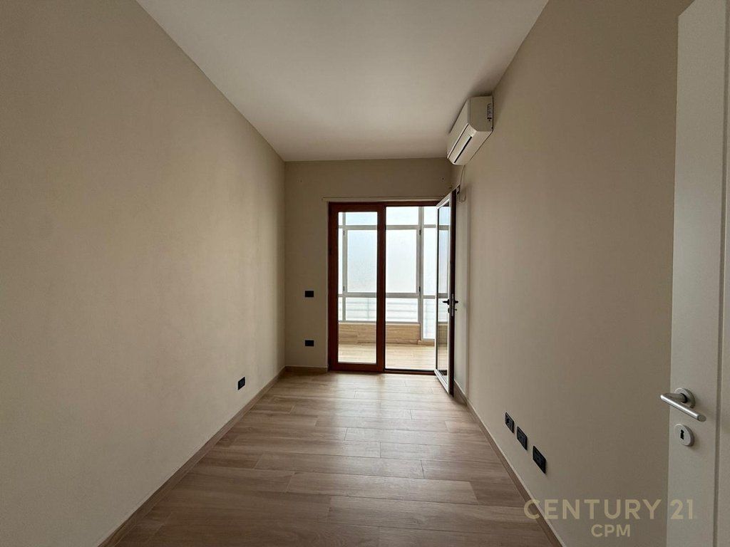 OFFICE FOR RENT AT GARDA  POSTE PARKING