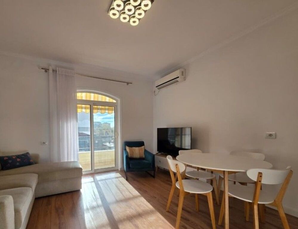 Rent, Apartment 1+1, Siri Kodra Street, Tirana