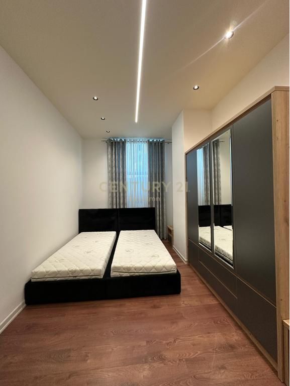 JEPET ME QIRA APARTAMENT 2+1+2 TEK VOLLGA NE DURRES