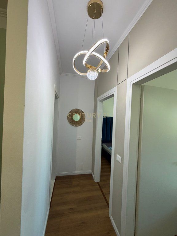 SHITET APARTAMENT 2+1 TEK SHKEMBI I KAVAJES