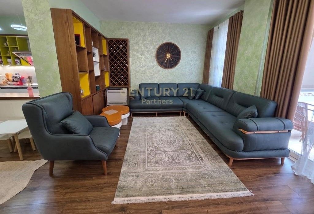 Vendiamo appartamento 2+1 premium a Fresk