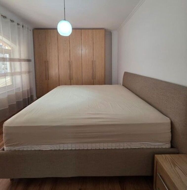 Rent, Apartment 1+1, Siri Kodra Street, Tirana