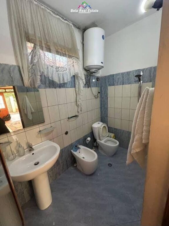 Vile Me Qera 2+1 tek Casa Italia (ID BV22509) Tirane